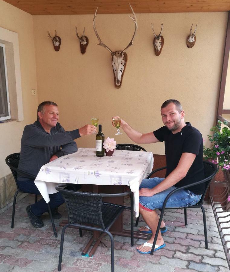 Hodosi Apartman Lägenhet Veľký Meder Exteriör bild